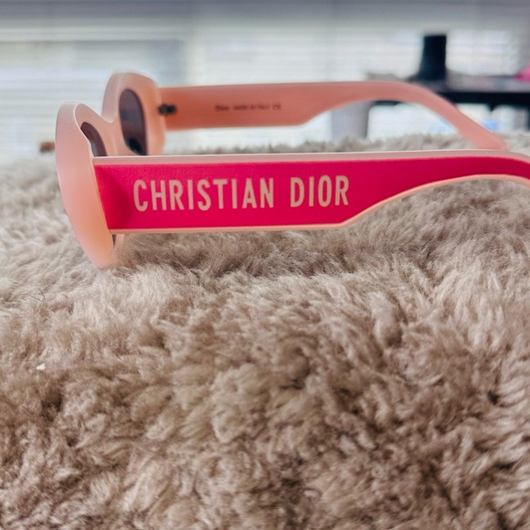 Pink Cat-Eye Sunglasses - Picture 2 of 2